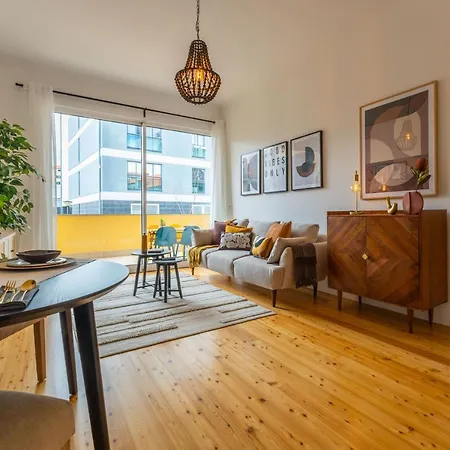 Flh Urban Escape Flat